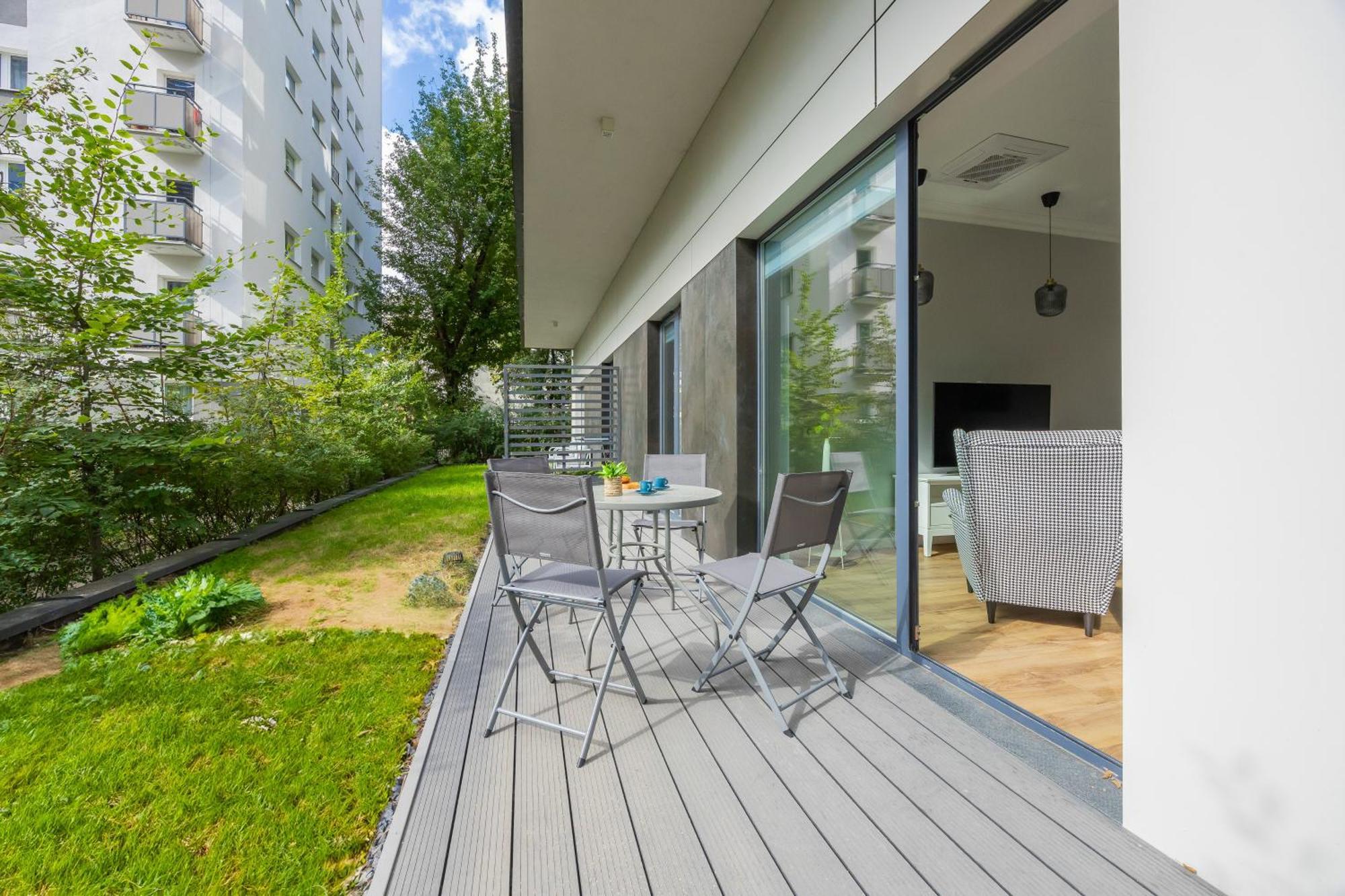 Air Conditioned Apartment With Furnished Garden In Warsaw Center By Renters Prestige Exterior foto